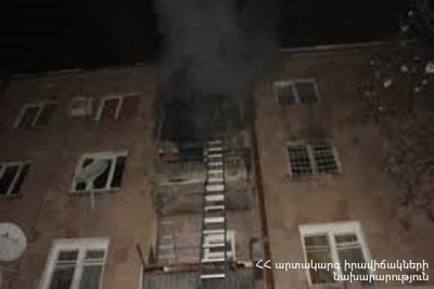 Փրկարարները մարել են բնակարանում բռնկված հրդեհը. դուռը փակ է եղել