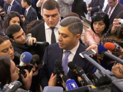 Իշխանությունը ֆեյք էջեր պահելու վրա գումարներ չի ծախսում. Վանեցյան