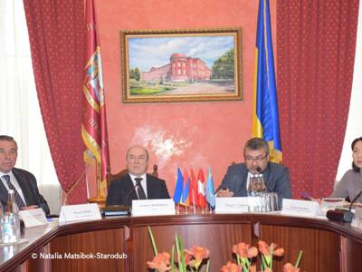 Դեսպան Տիգրան Սեյրանյանը մասնակցել է Տարաս Շեւչենկոյի անվան Կիեւի ազգային համալսարանում կազմակերպված կլոր սեղանին