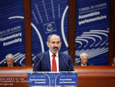ԼՂ հարցով պետք է զբաղվի բացառապես Մինսկի խմբի համանախագահությունը՝ հակամարտության երեք կողմերի հետ. Փաշինյան