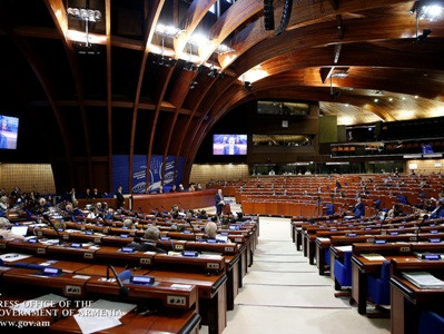 Armenia PM presents history of Velvet Revolution in Armenia at PACE