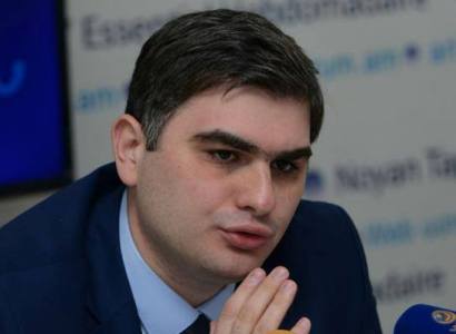 Կառավարությունն ու «Գազպրոմ Արմենիան» լռում են կուտակվող պարտքի մասին. Սուրեն Պարսյան