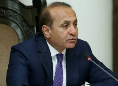«Հրապարակ». Հովիկ Աբրահամյանի վարորդը «ժերտվա» կգնա, եթե ցուցմունք չտա Աբրահամյանի դեմ