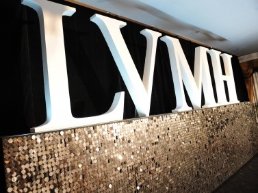 LVMH-ն եւ Առնո ընտանիքը 200 մլն եվրո կնվիրաբերեն Աստվածամոր տաճարի վերականգնմանը