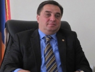 Թալանել են Ստեփանավանի նախկին քաղաքապետին. Տարել են 1000 հատ թեյի բաժակ, 30 արկղ անկողնային պարագա, 1000լ յուղաներկ