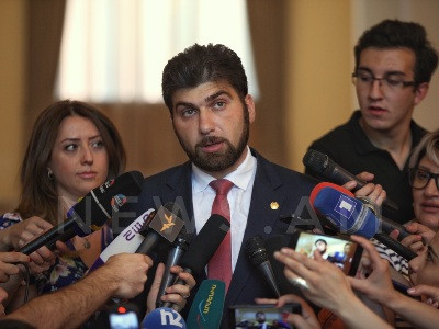Երկու ջրօգտագործող ընկերությունում հայտնաբերվել է 2 մլրդ դրամի խախտում. Սանասարյան