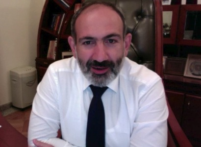 Armenia PM answering citizens' questions on Facebook