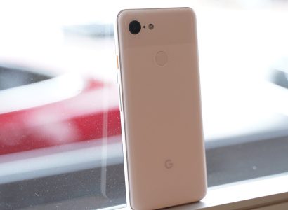 Google-ը պատահաբար օգտատիրոջն ուղարկել է 10 վարդագույն Pixel 3
