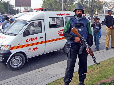 Dozens of detonators found at Sri Lanka bus stop