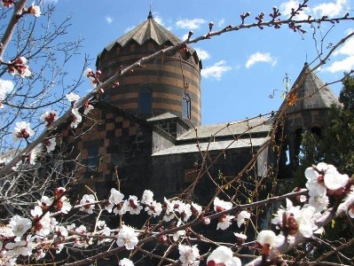 Այսօր Կրկնազատիկ է