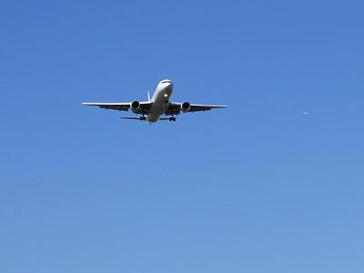 ՀԱՀ-ում այրվող շարժիչով Boeing-ի վայրէջքը տեսանկարահանել են