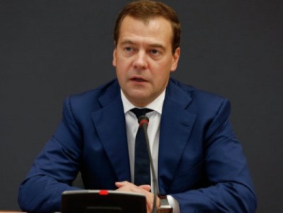 Russian PM Dmitry Medvedev arrives in Armenia