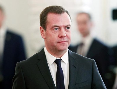 Newspaper: Russia’s Medvedev “responds” to Armenia authorities