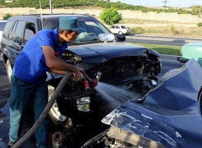Երեւանի Դավիթ Բեկի փողոցում 4 մեքենա է բախվել․ երկու հոգի հոսպիտալացվել է
