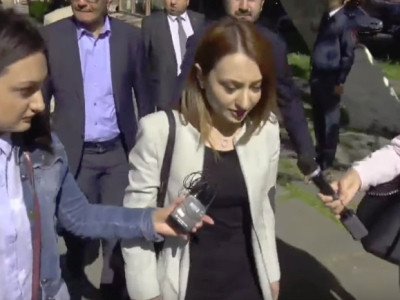 Նկատողություն անելու խնդիր չկա. Մակունցը խմբակցության պատգամավորներին վարքը քննարկելու մասին