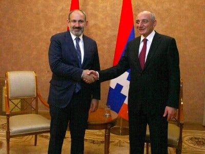 Armenian PM meets Artsakh President