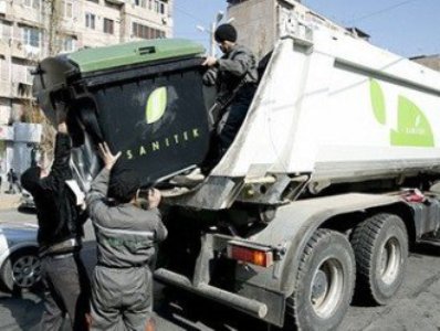 Փոխքաղաքապետը զբոսաշրջային սեզոնի կապակցությամբ Երեւանի կենտրոնում նոր աղբարկղեր է խոստանում