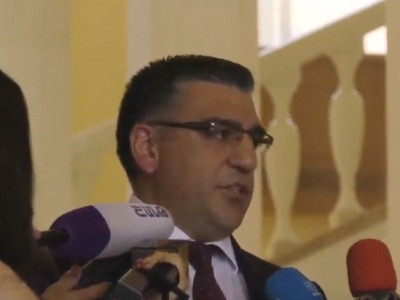 Թող հարցնի մնացածներին՝ իրենց ինչպես են ստուգում. ԱԺ աշխատակազմի ղեկավարը Նաիրա Զոհրաբյանին