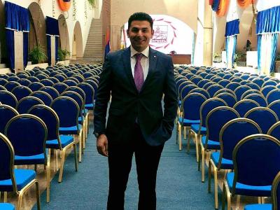 Էմին Թորոսյանը մեկ տարով նշանակվել է Պատանի հանդիսատեսի թատրոնի տնօրեն