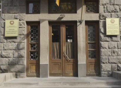 Armenia 2nd President Robert Kocharyan leaving penitentiary