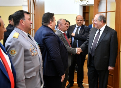 President meets Armenian community in Nur-Sultan