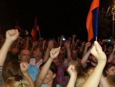 Demonstrators protesting against Armenia ex-President’s release march in Yerevan