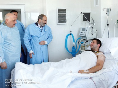 Armenian PM visits injured soldiers