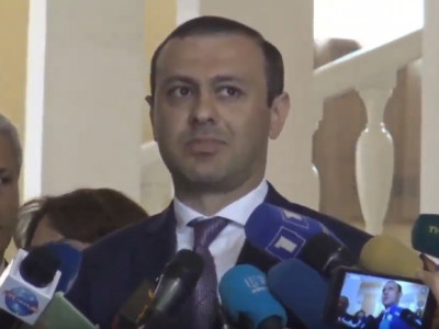 Armenia National Security Council Secretary: Blockade of courts was successful