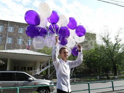 Հանրապետությունում նշում են «Վերջին զանգ»-ը (ֆոտո)