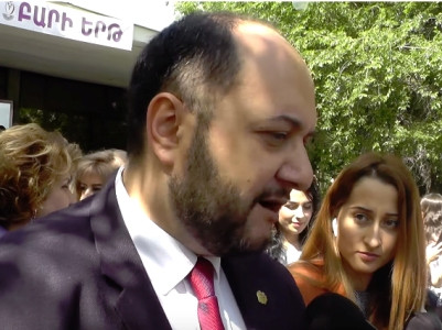 Ցավում եմ, որ Արամ Սիմոնյանն այդ որոշումը շուտ չընդունեց. ԿԳ նախարար