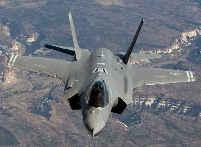 Trump says Japan will buy 105 F-35 jets