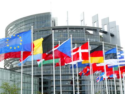 Pro-European parties win two thirds of European Parliament seats