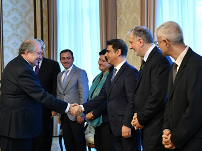 Armenia President hosts ARF-D representatives