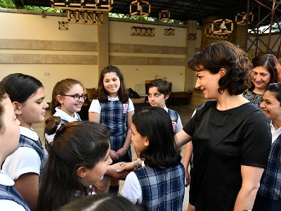 Իմ կյանքը փոխվել է, շատ դժվար է դարձել նույնսիկ քաղաքում քայլելը. Աննա Հակոբյանը՝ Բոստոնի ազգային վարժարանի սաներին