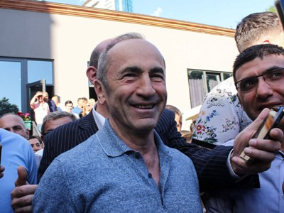 Second Armenia President meets with supporters