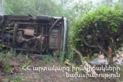 Մարտունի-Գետափ ճանապարհին «Օպել»-ը մոտ 10 մետր գլորվել է դաշտը. 21-ամյա երկու վիրավորներին հասցրել են հիվանդանոց