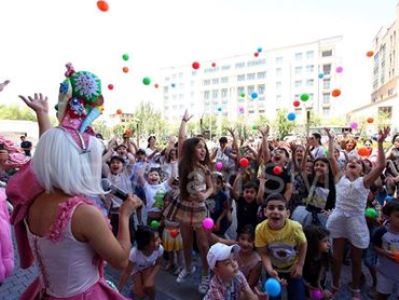 all.me թվային ցանցի ու Թովմասյան բարեգործական հիմնադրամի անակնկալը`հայ մանուկներին (ֆոտո)