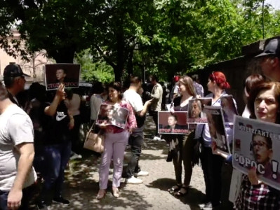West's opponents try to block Soros foundation's office in Yerevan again