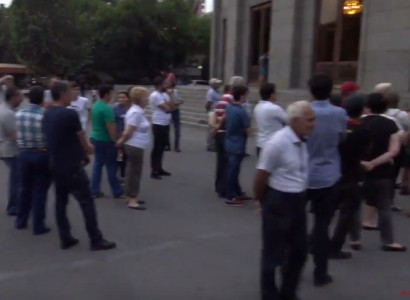 Armenia PM supporters gave judges, Public Council members 14 days to resign