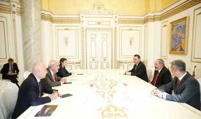 Armenia PM receives AGBU President