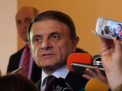 Ովքե՞ր են սեւազգեստ խմբերում. Օսիպյանը հավաստիացրեց՝ վախենալու պատճառ չկա