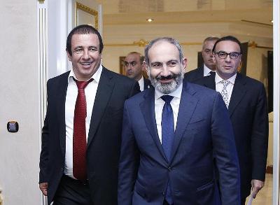 «Ժամանակ». Ծառայելու խոստովանություն. Փաշինյանն ու Ծառուկյանը հանդիպել են