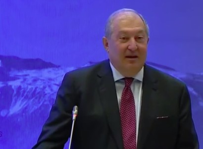 «Ես չեմ եկել նախագահի աշխատանքը կատարելու, որ բոլորն ուրախ լինեն». Արմեն Սարգսյան խուսափեց պատասխաններ տալուց