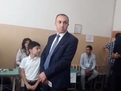 Հիմնականում խաղաղ է ընթանում. ՔՊ-ական թեկնածուն՝ ընտրությունների ընթացքի մասին