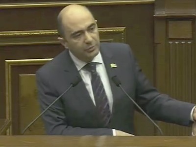 Էս խեղճուկրակ խորհրդարանի տրադիցիան, որ եղել է՝ մի կերպ կուչ եկած կառավարության կողքը, դա պետք է փոխվի. Մարուքյան