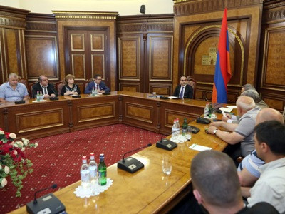 Տիգրան Ավինյանը խորհրդակցություն է անցկացրել համահայկական 7-րդ խաղերի մարզաձեւերի ֆեդերացիաների ներկայացուցիչների հետ