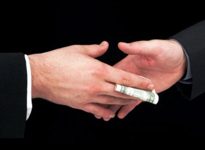 Գիտնականները պարզել են, թե ինչու են պաշտոնյաները կաշառք վերցնում