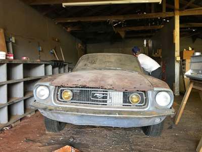 ԱՄՆ-ում 1968 թվականի Ford Mustang-ը վաճառվել է նախորդ սեփականատիրոջ աճյունի հետ (ֆոտո)