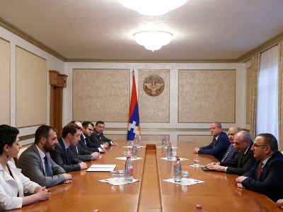 Երեւանի քաղաքապետարանի անմիջական մասնակցությամբ Արցախում կյանքի են կոչվել տարբեր ծրագրեր. Բակո Սահակյան
