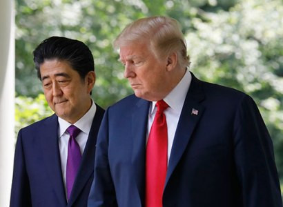 Trump, Abe discuss recent alleged attacks on 2 oil tankers in Gulf of Oman